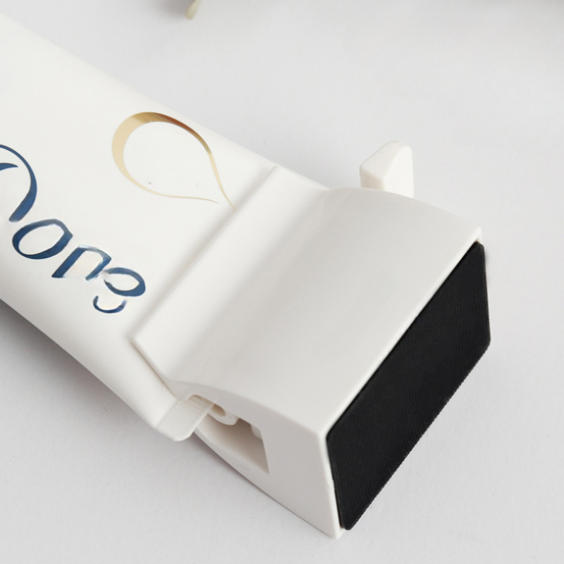 Globetrek° ToothpasteRoller – Toothpaste Squeezer And Holder Stand