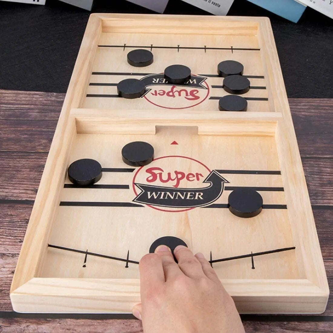 Kletshuts™ Hockey - Sling Hockey Board Game