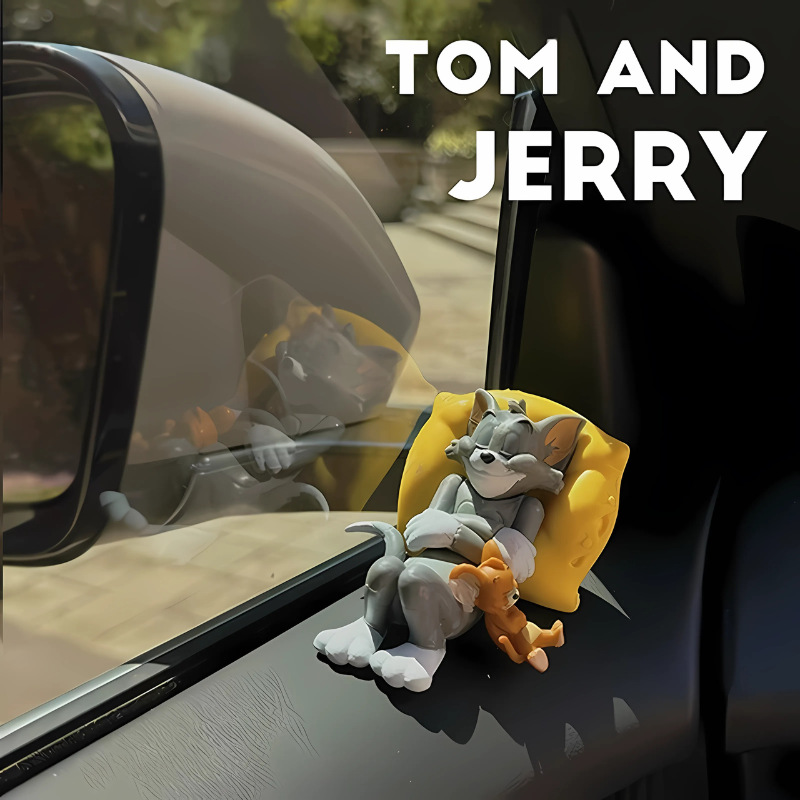 CarCharm 1+1 FREE: Tom And Jerry Playful Dashboard Ornament