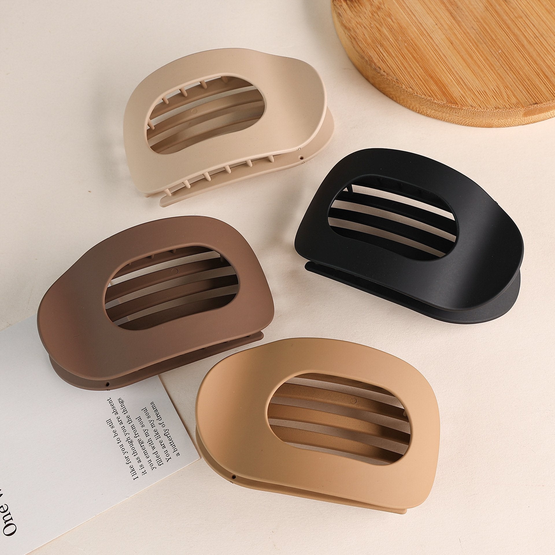 FlatClip: Comfortable Slim Flat Hair Clip For Women