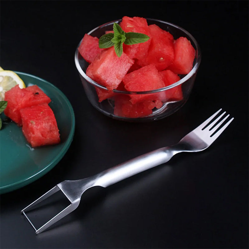 Globetrek° FruitCutter: 2-in-1 Multi-Function Fruit Fork And Slicer