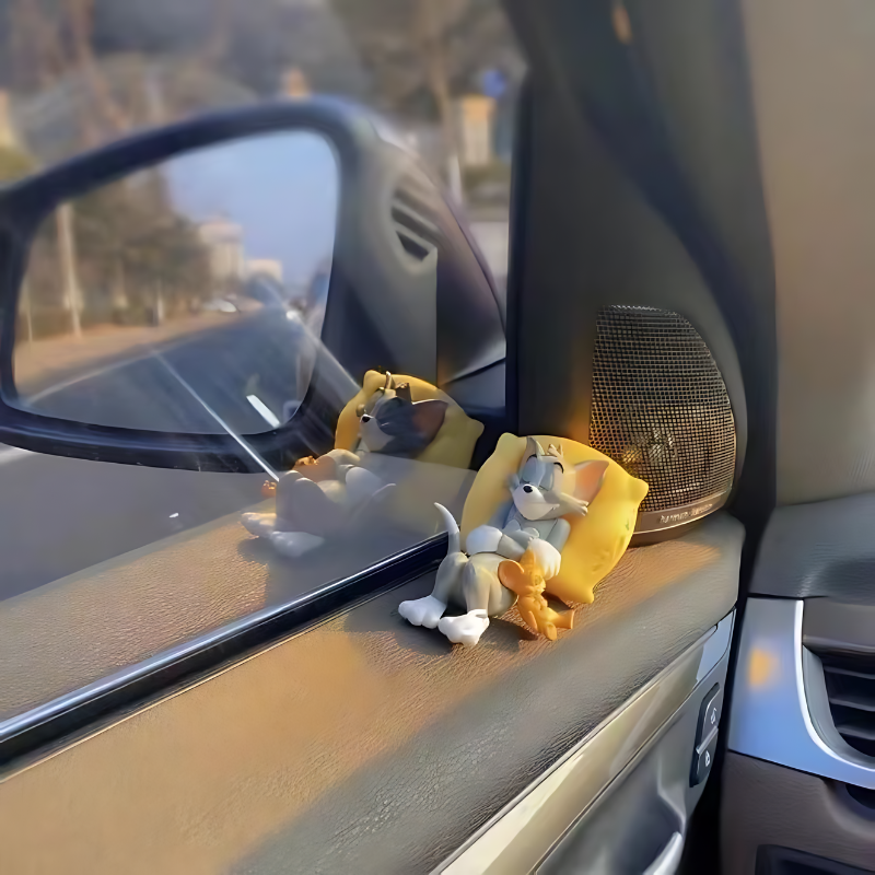 CarCharm 1+1 FREE: Tom And Jerry Playful Dashboard Ornament