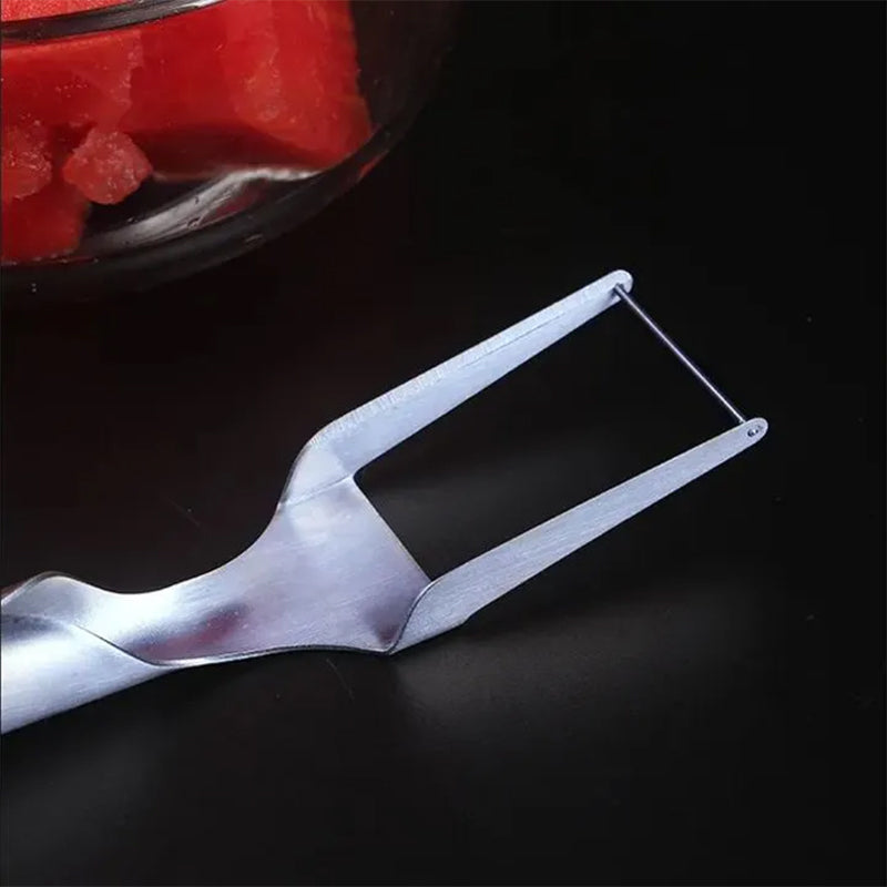 Globetrek° FruitCutter: 2-in-1 Multi-Function Fruit Fork And Slicer