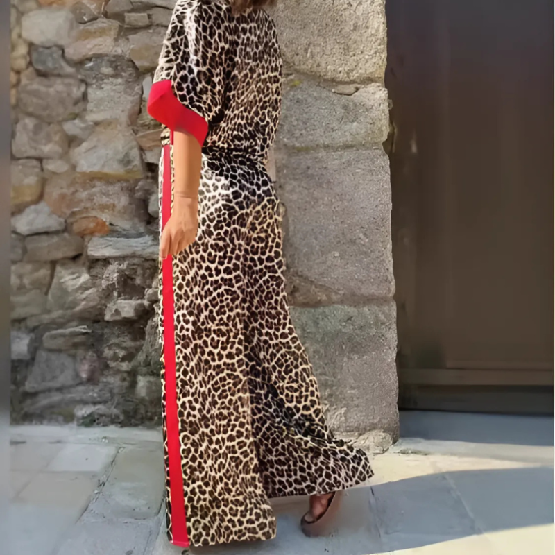 Icone™ LeopardOutfit: All Day Comfort With 2-Piece Leopard Outfit Set